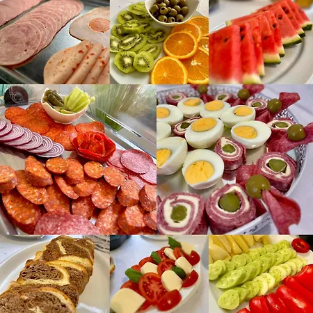 فندق مبيت وإفطار Q-panzio 4*