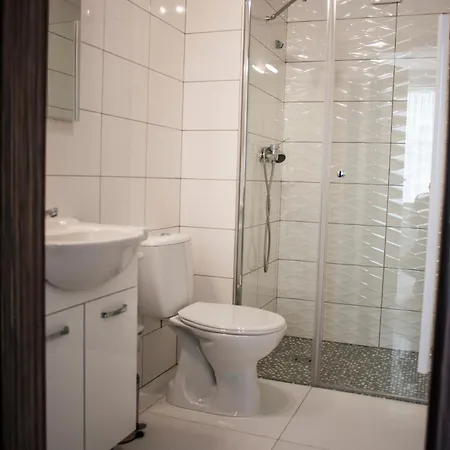 Q-panzió Bed and breakfast