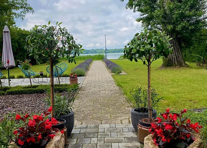 Bed & Breakfast Q-panzio Tata